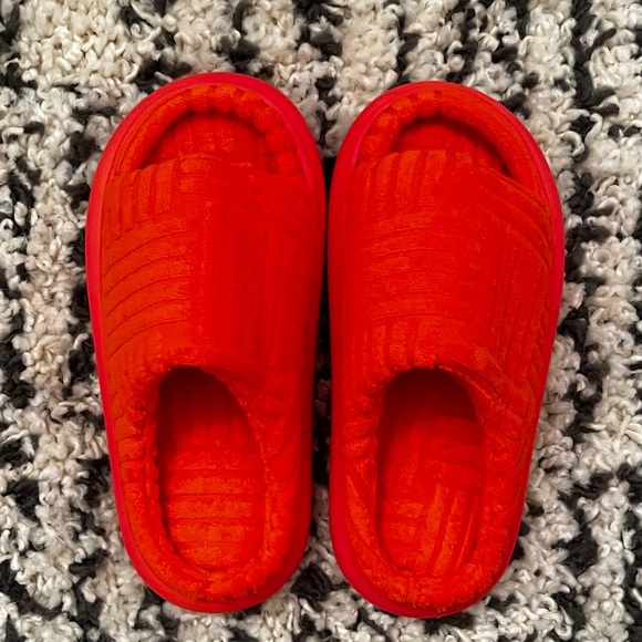 Cloud Slide Sandals / Slippers - Picture 4 of 5